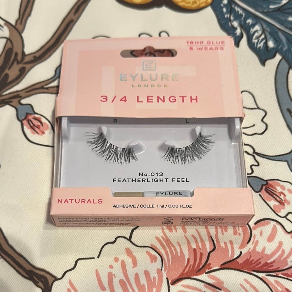Naturals 3/4 Length Lashes - Black